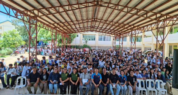 Globe Equips Tourism Workers and Students with Digital Safety Skills in El Nido